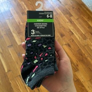 NEW kids ankle socks three pair bundle size 6-8